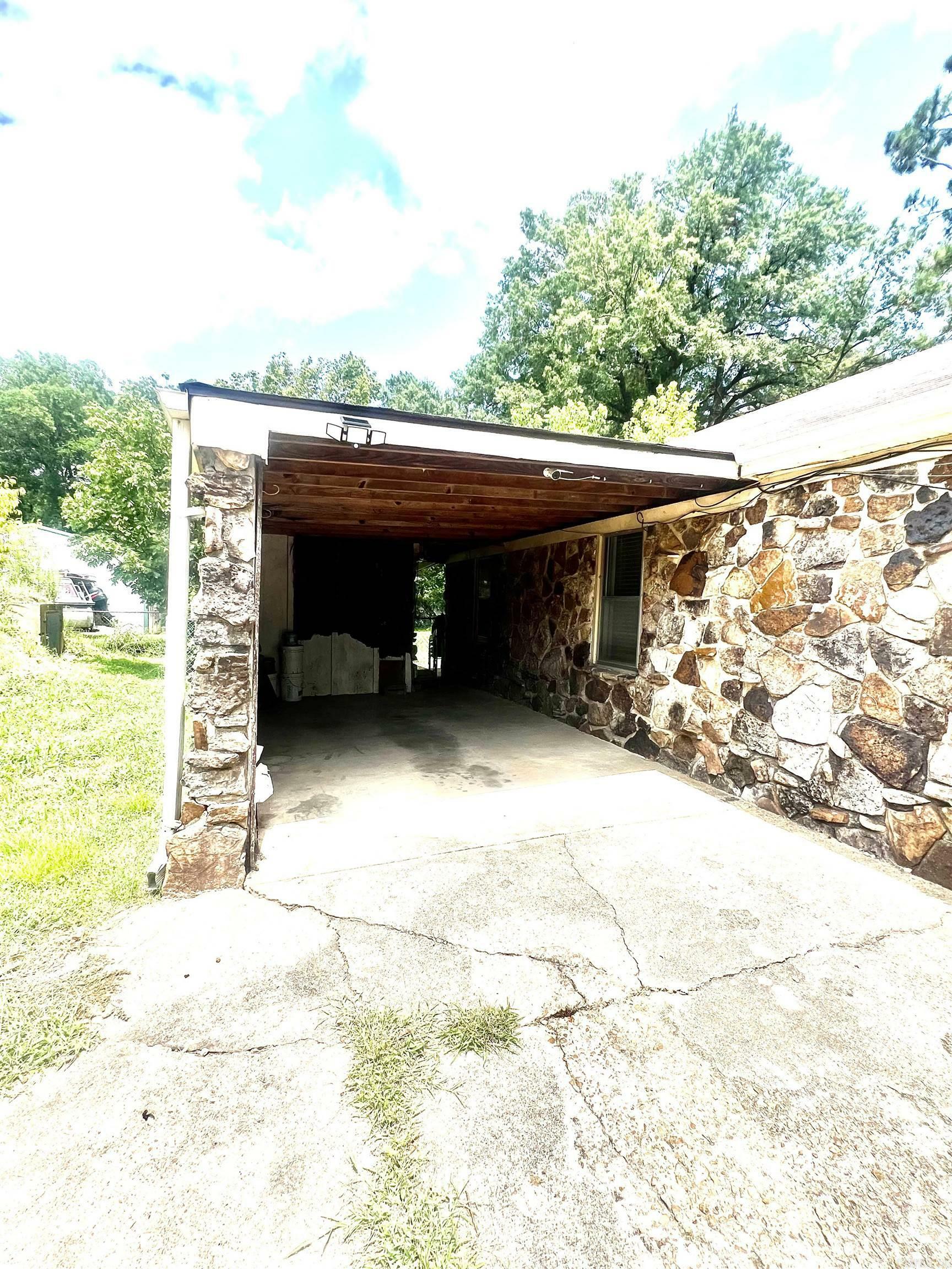 Property Photo:  206 Hickory Street  AR 72401 