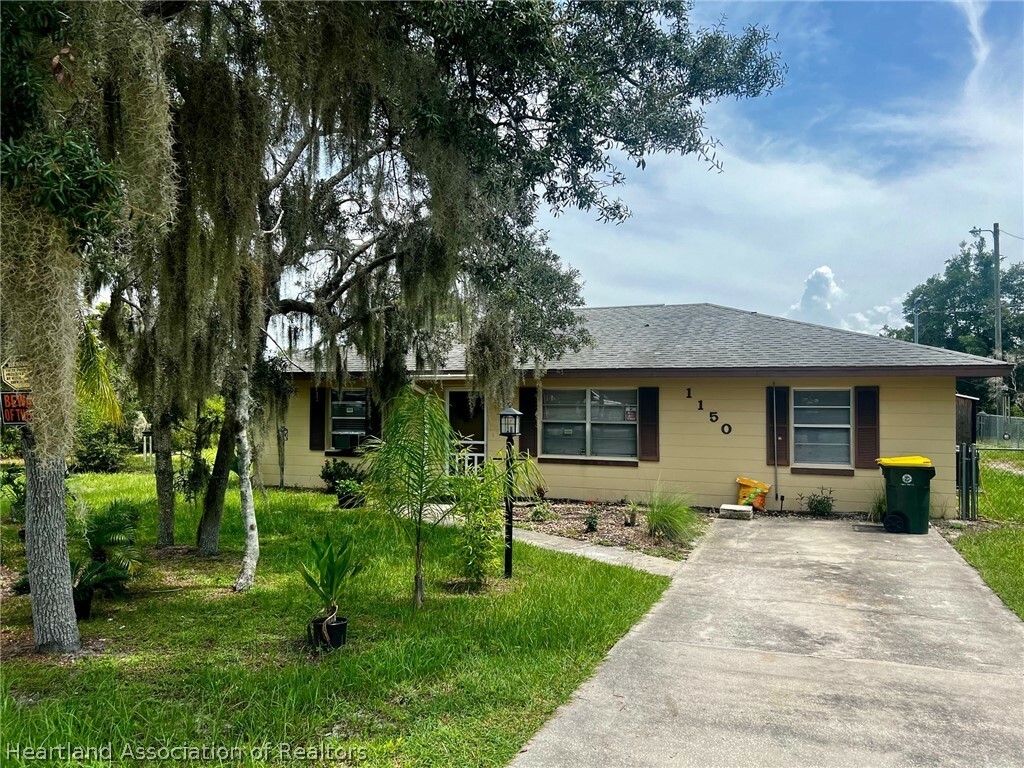 1150 Macarthur Street  Lake Placid FL 33852 photo