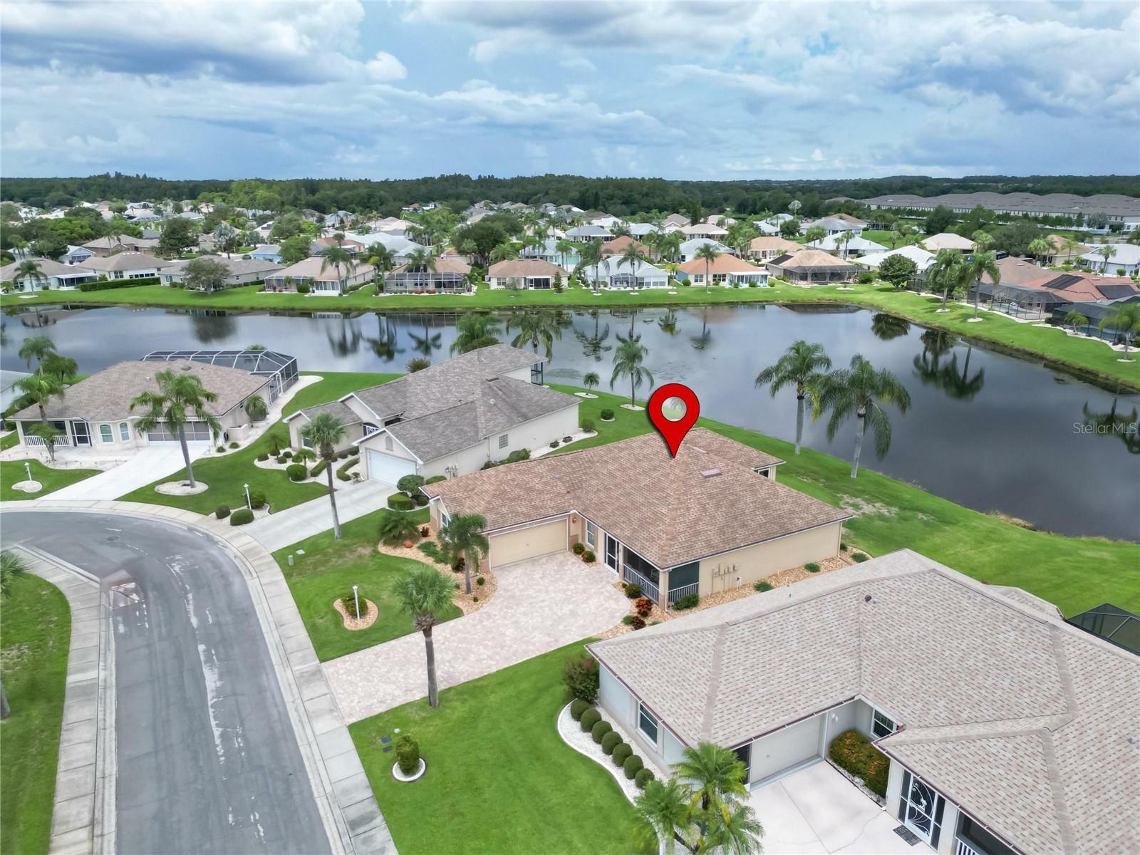 Property Photo:  1306 Caloosa Lake Court  FL 33573 