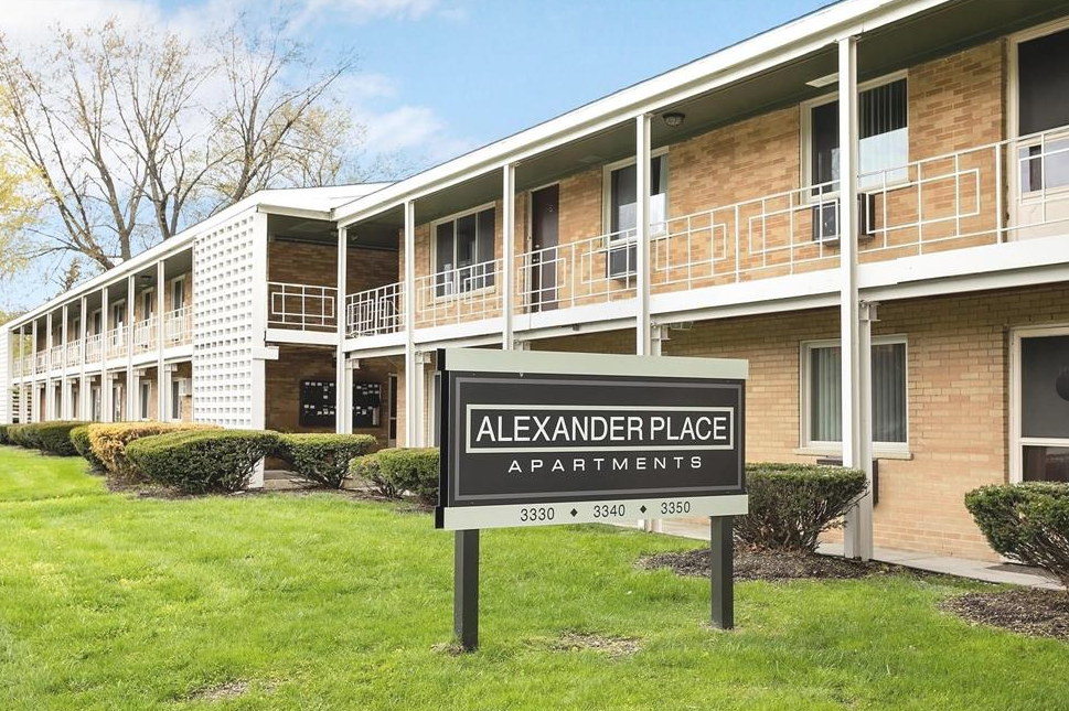Property Photo: 3330 Greenfield 19 MI 48073 6554