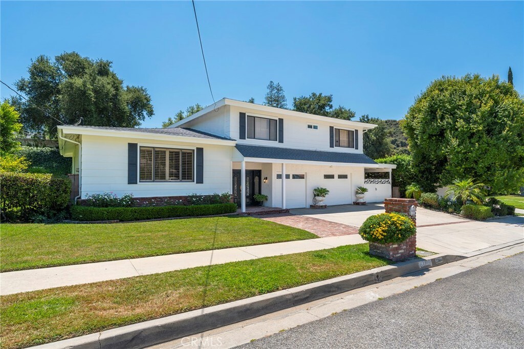 Property Photo:  22664 Jameson Drive  CA 91302 