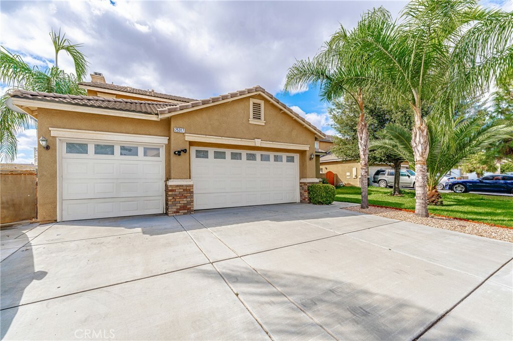 Property Photo:  25317 Henry Court  CA 92553 