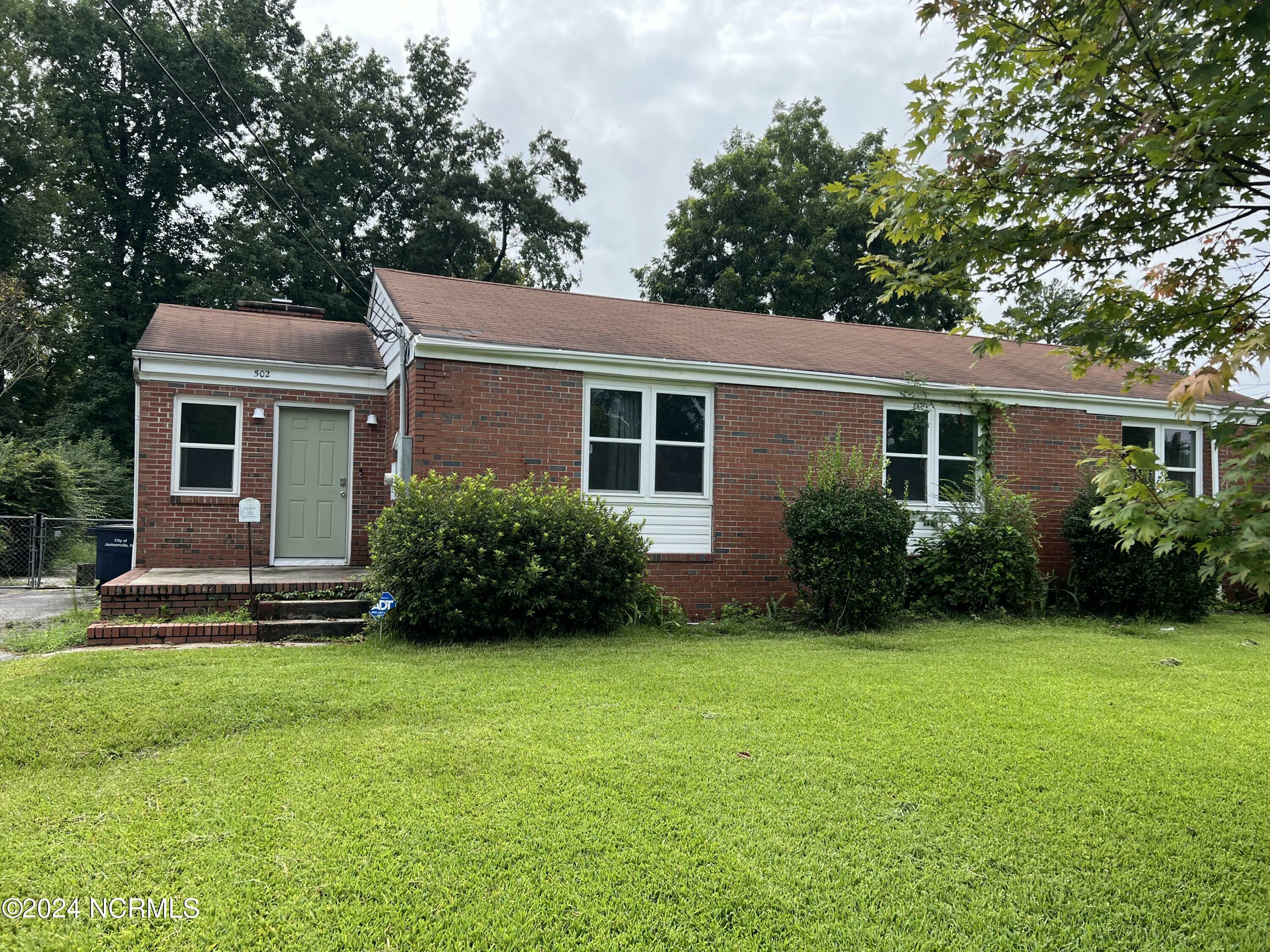 Property Photo: 502 Seminole Trail NC 28540