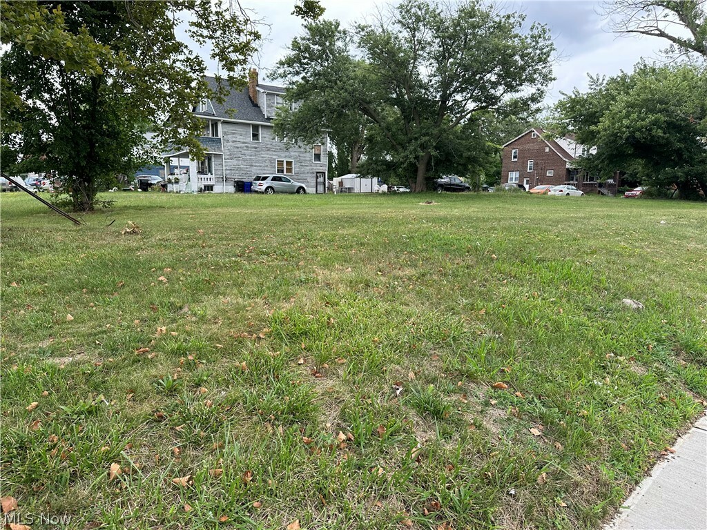 Property Photo:  17602 Saint Clair Avenue  OH 44110 