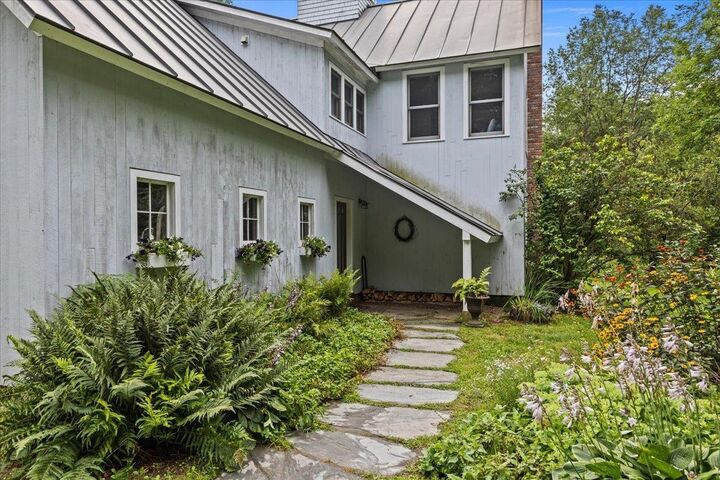 Property Photo:  77 Alger Road  VT 05672 