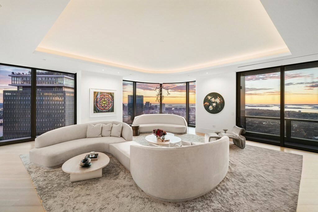 Property Photo: 1 Dalton St 5801/5802 MA 02199