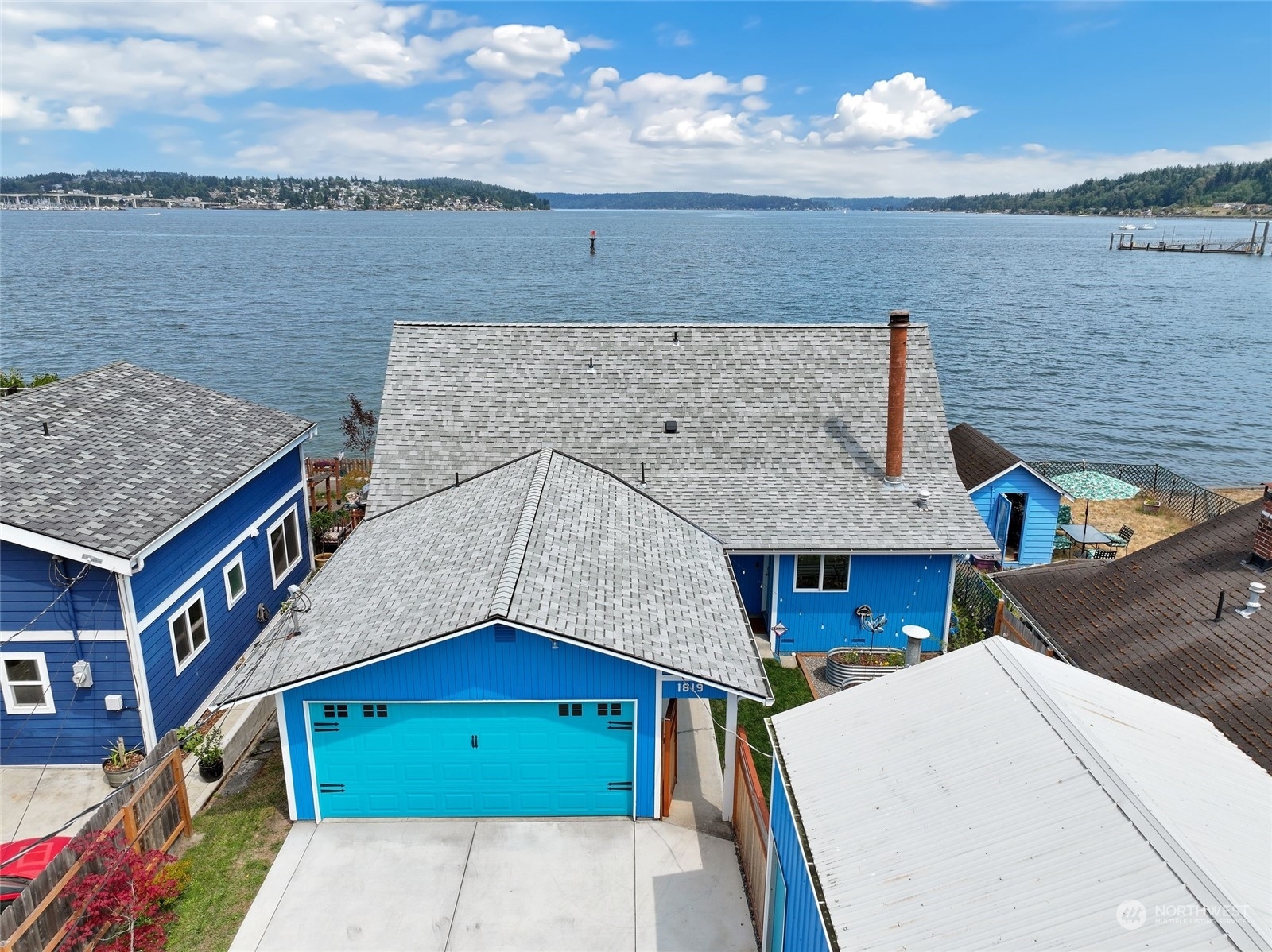 Property Photo:  1819 Bay Street  WA 98366 