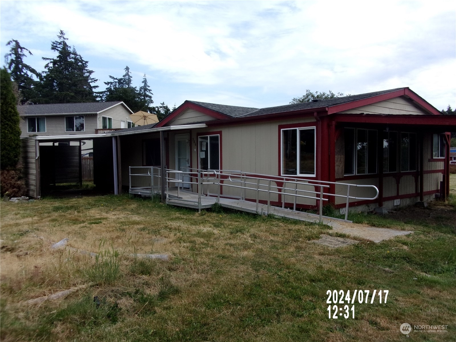 Property Photo: 986 Carl Avenue WA 98277