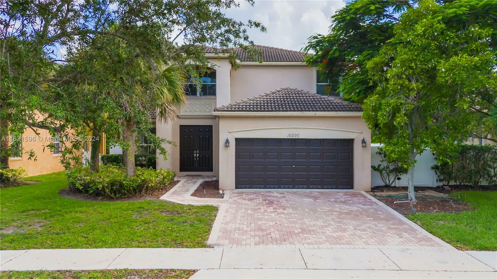 Property Photo:  16290 SW 49th Ct  FL 33027 