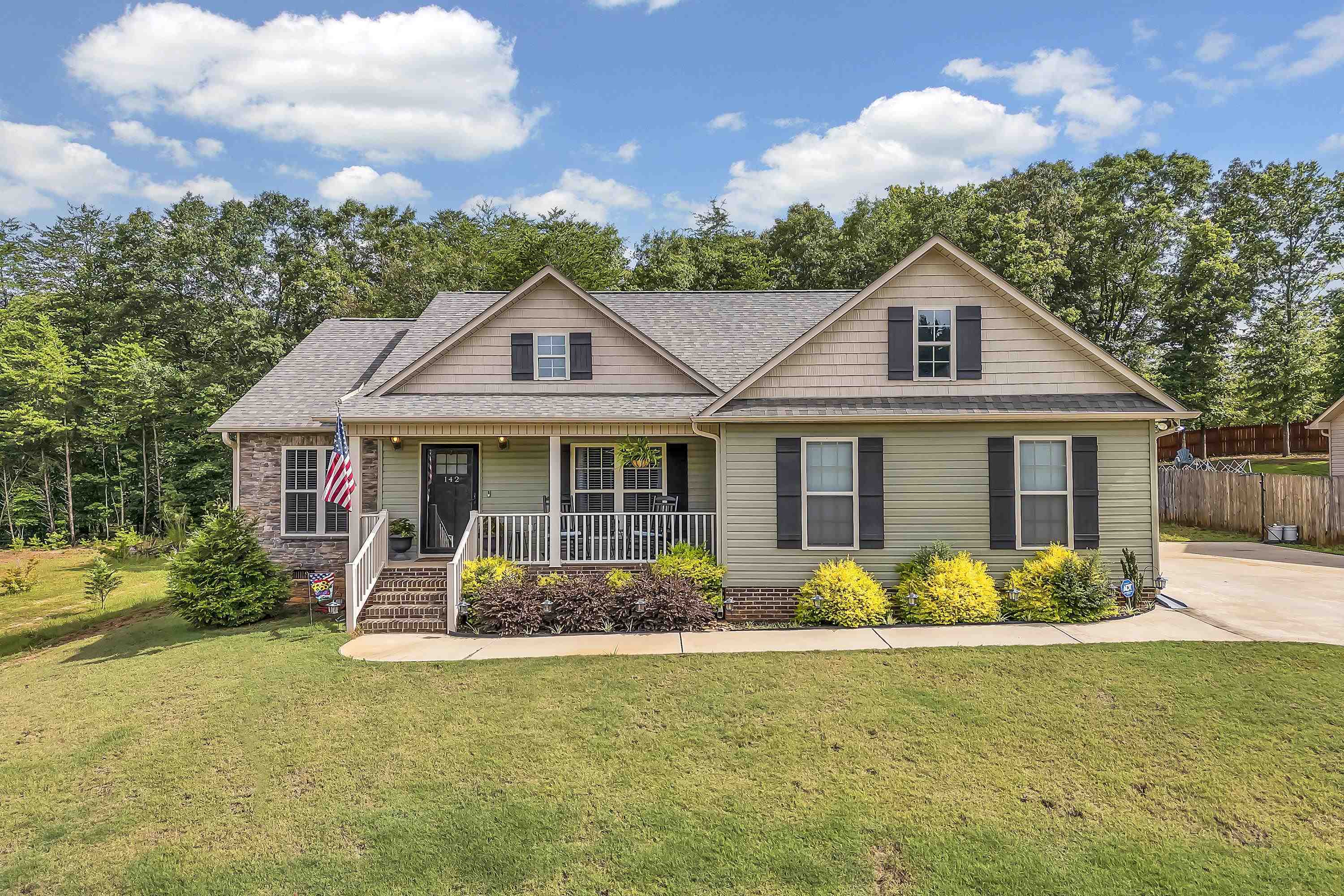 142 John Lancaster Road  Spartanburg SC 29306 photo