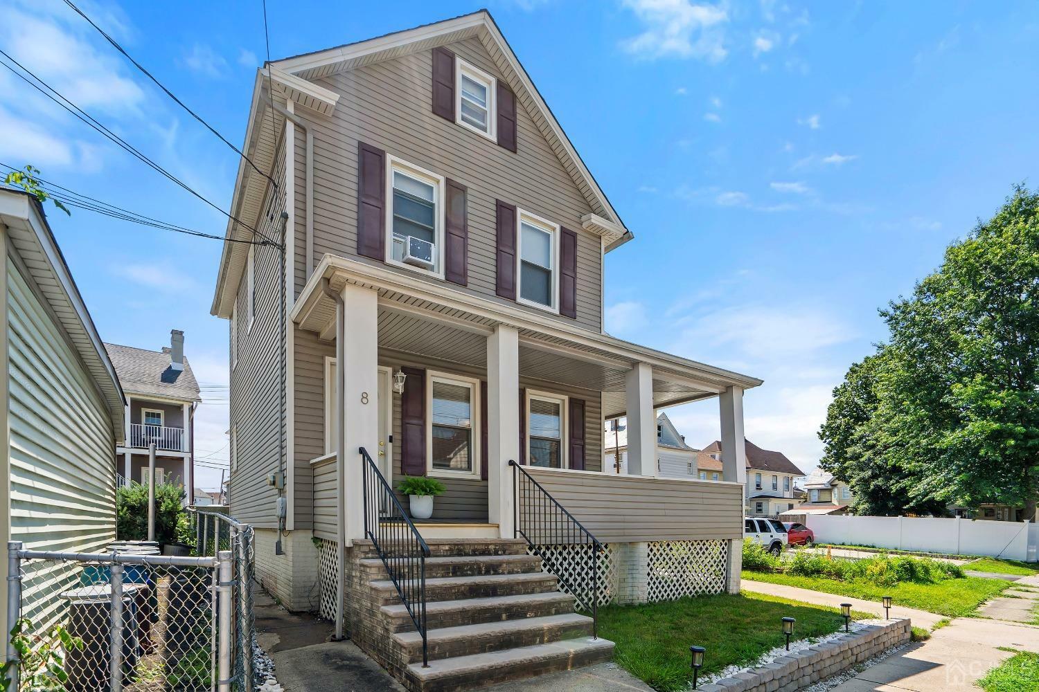 Property Photo:  8 Milton Avenue  NJ 08882 