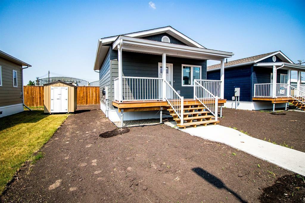 Property Photo:  8 235 Glen Avenue  MB R7C 1B9 