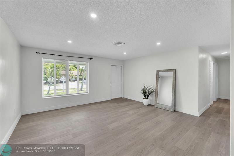 Property Photo:  2061 NE 2nd Ter  FL 33060 