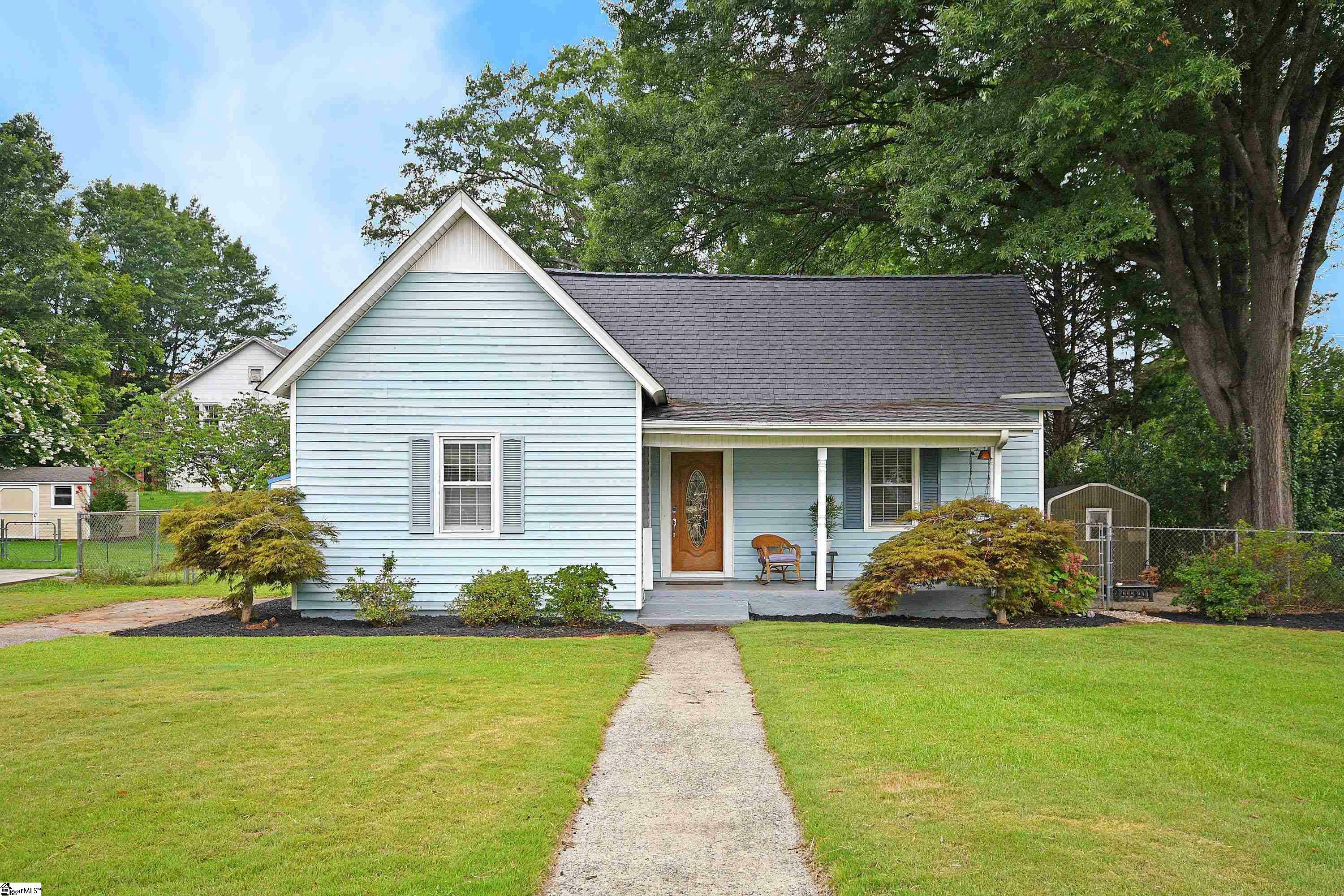 Property Photo:  5 Blake Street  SC 29605 