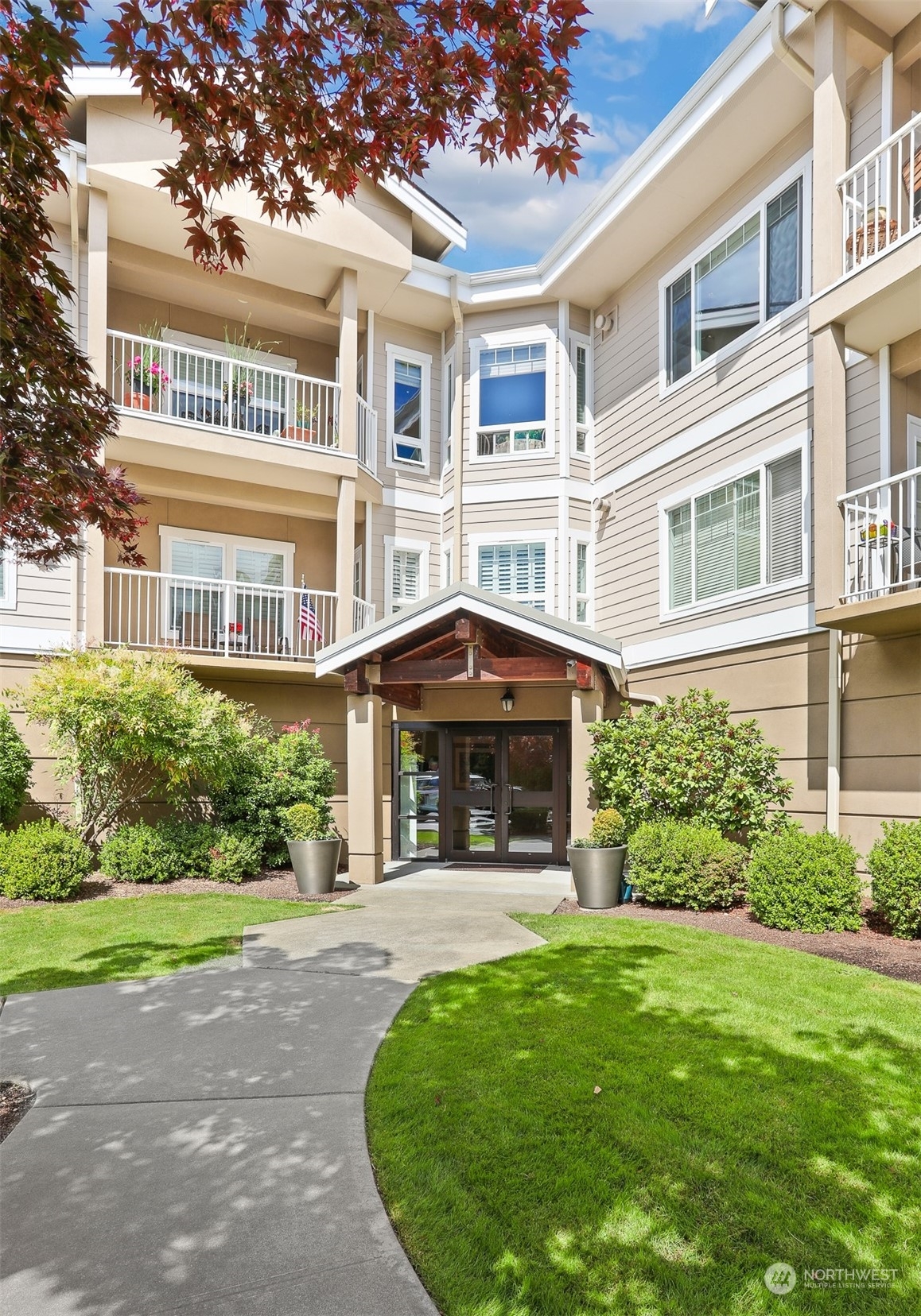 Property Photo:  1854 NW 195th Street 313  WA 98177 