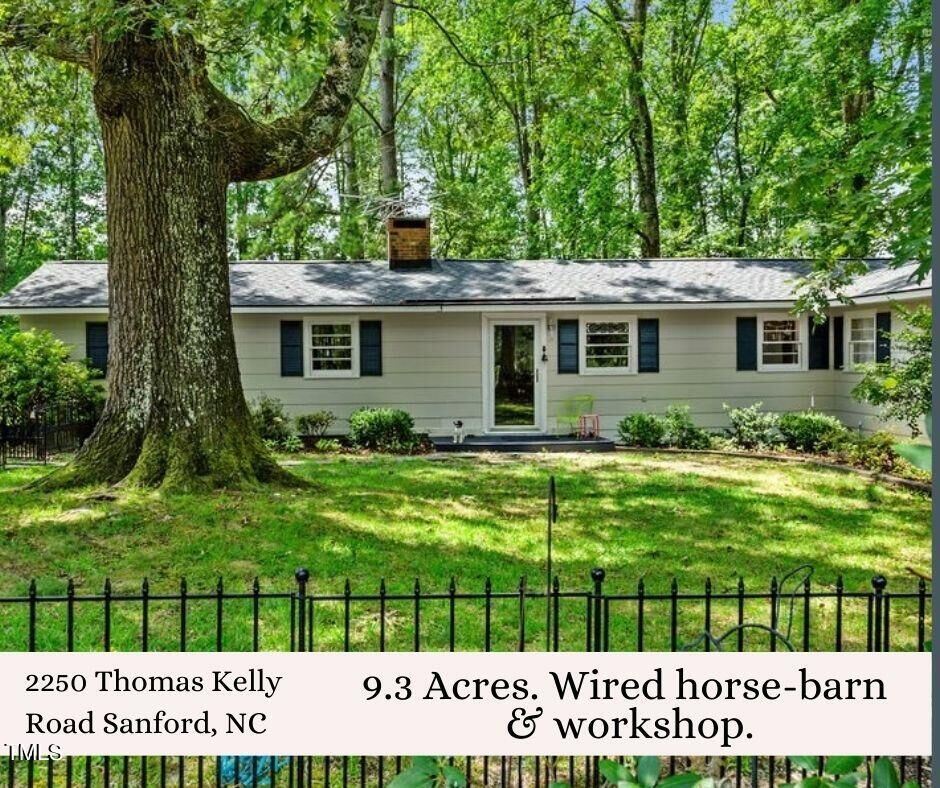 Property Photo: 2250 Thomas Kelly Road NC 27330