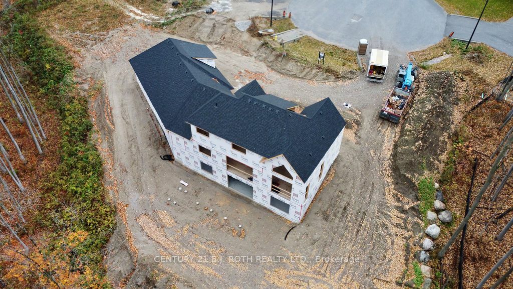 Photo de la propriété:  25 Jean Miller Crt  ON L9X 0J1 