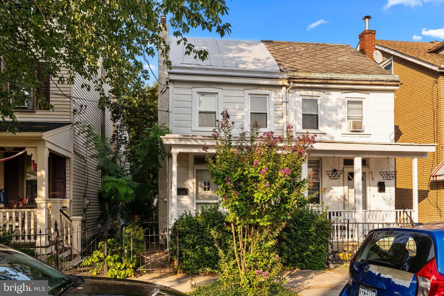 Property Photo: 321 Washington Street PA 19007
