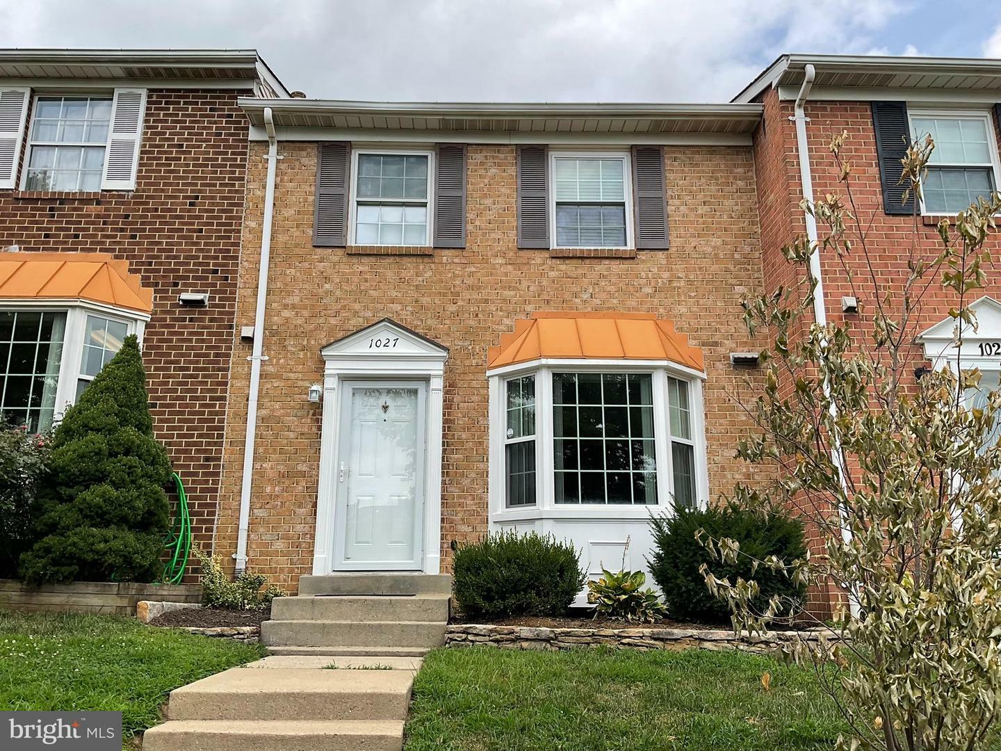 Property Photo: 1027 Travis Lane MD 20879