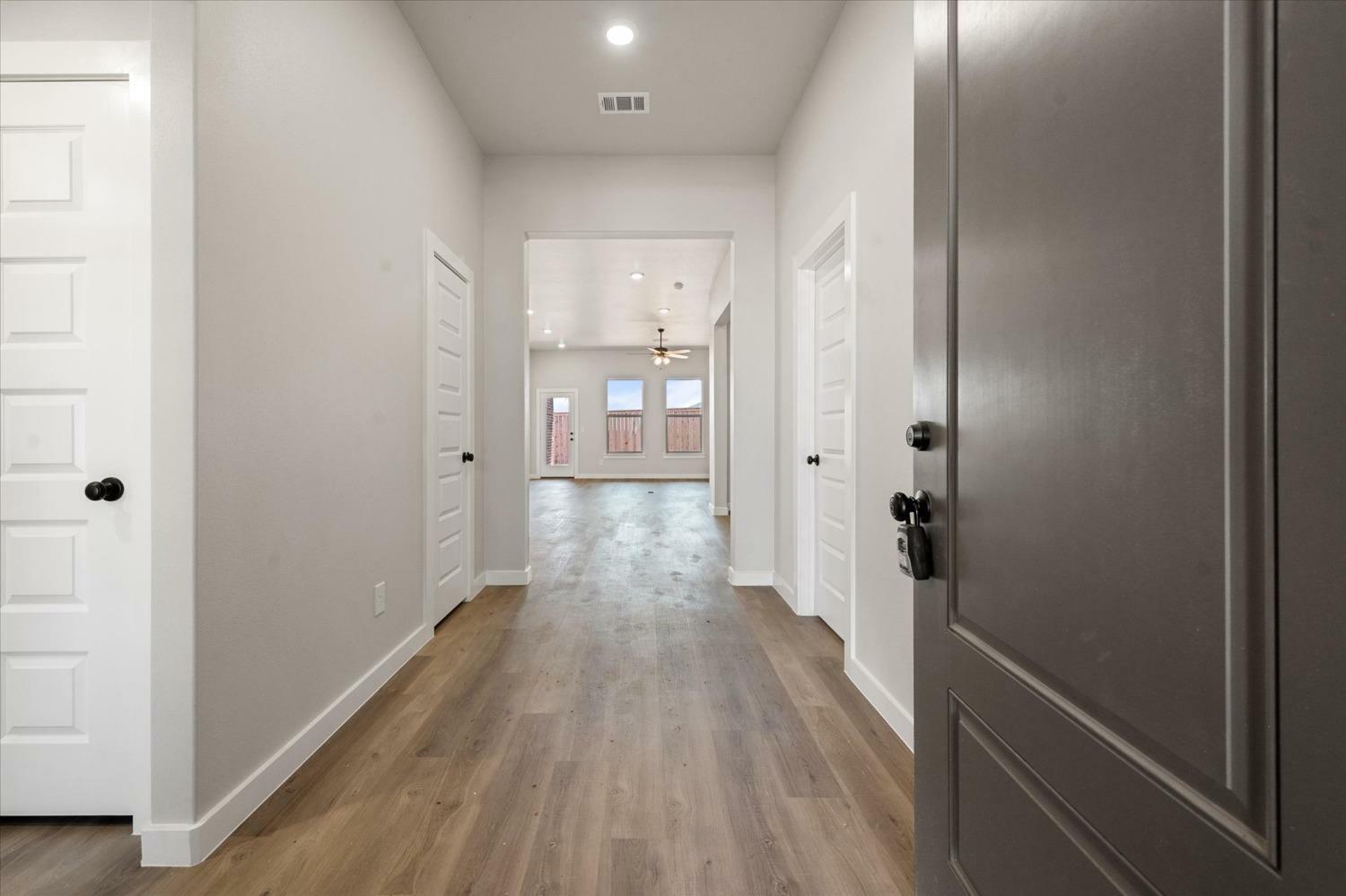 Property Photo:  1209 E 30th Street  TX 79382 