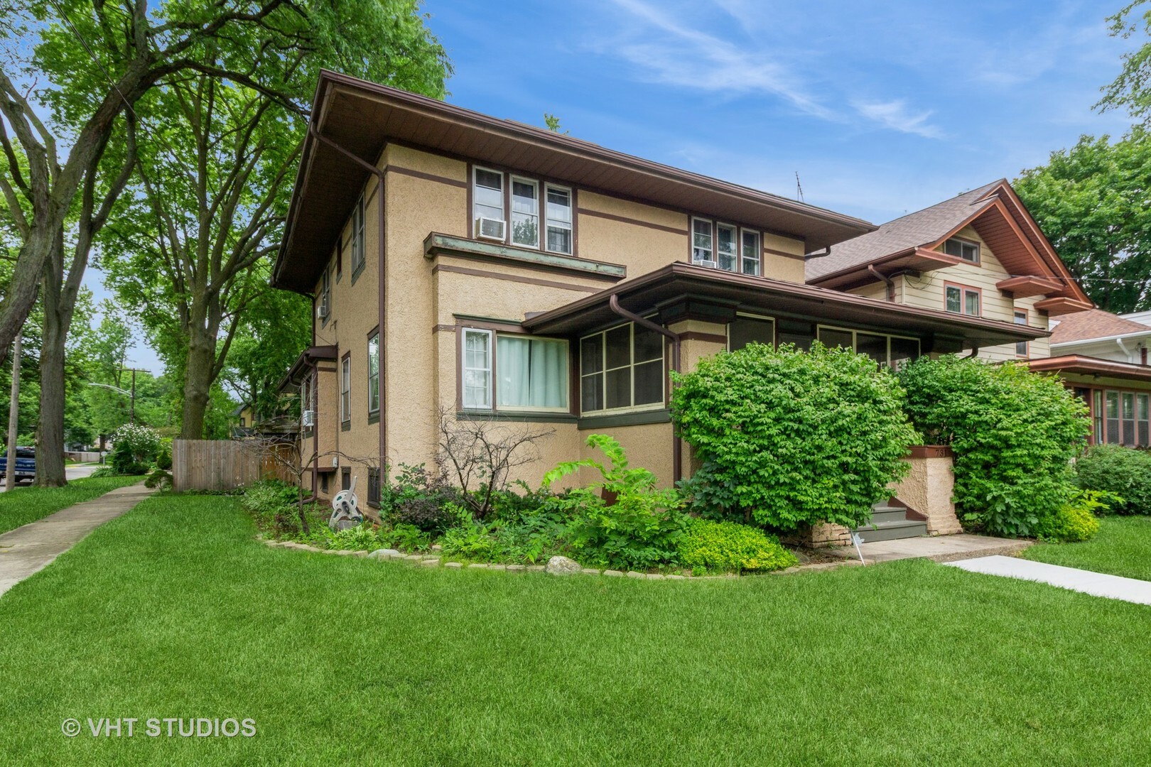 Property Photo:  731 Garfield Avenue  IL 60506 