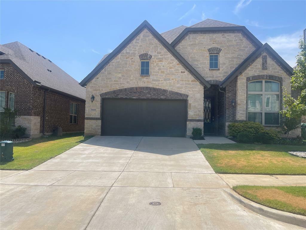 Property Photo:  3608 Arroyo Trail  TX 76208 