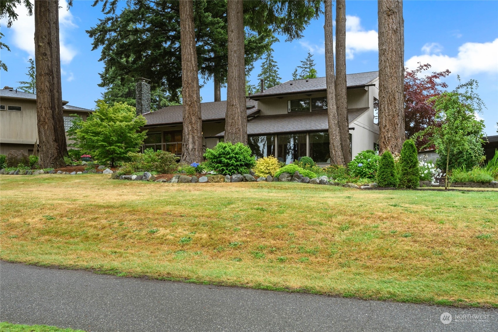 Property Photo:  16425 Fairway Drive  WA 98233 