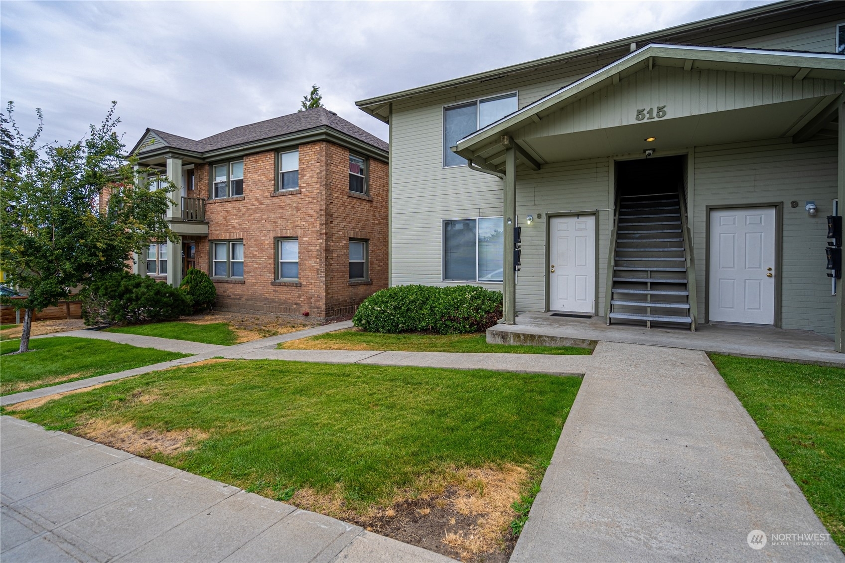 Property Photo:  511 Yakima Street  WA 98801 