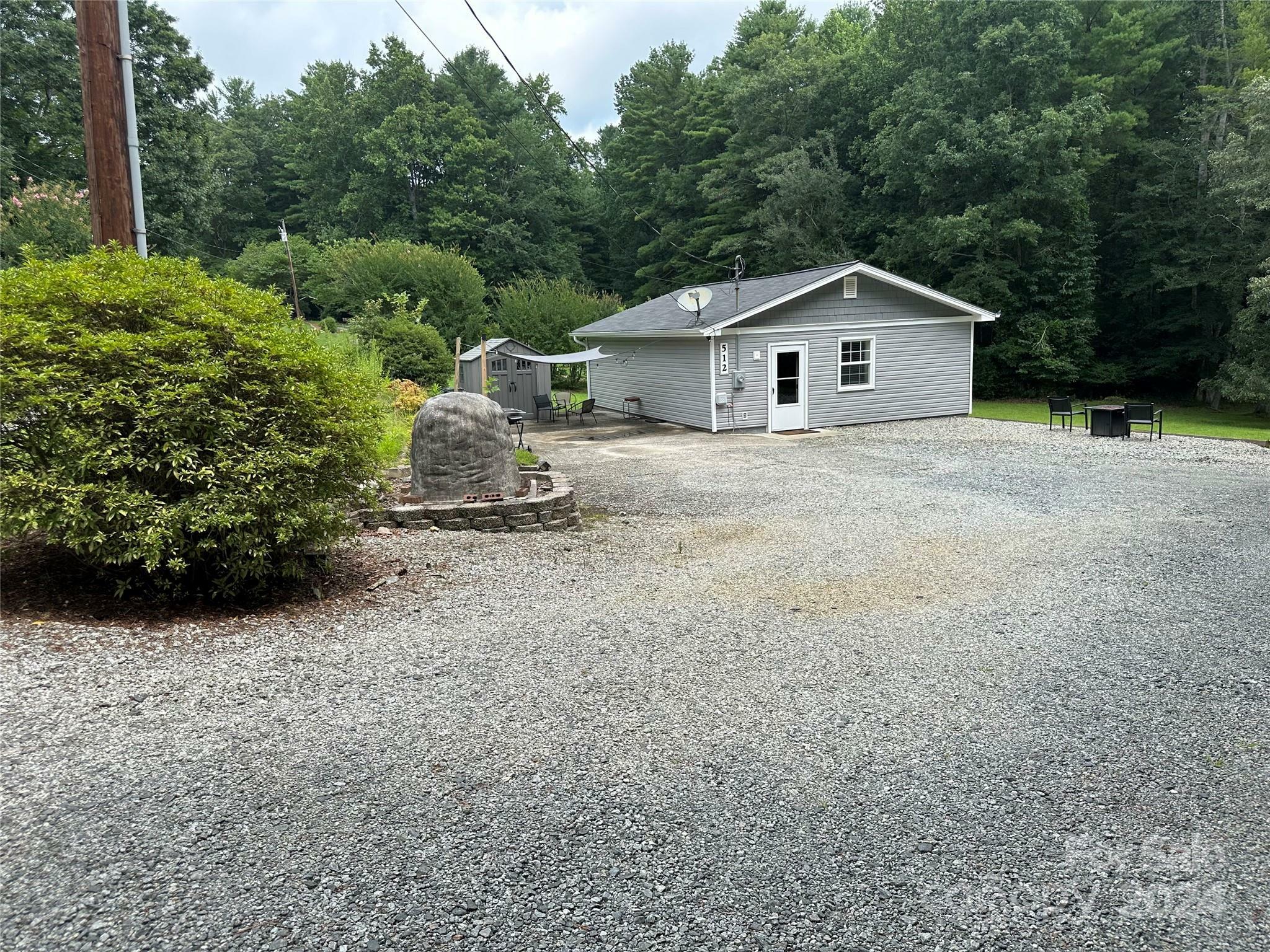 Property Photo:  512 Crestwood Road  NC 28739 