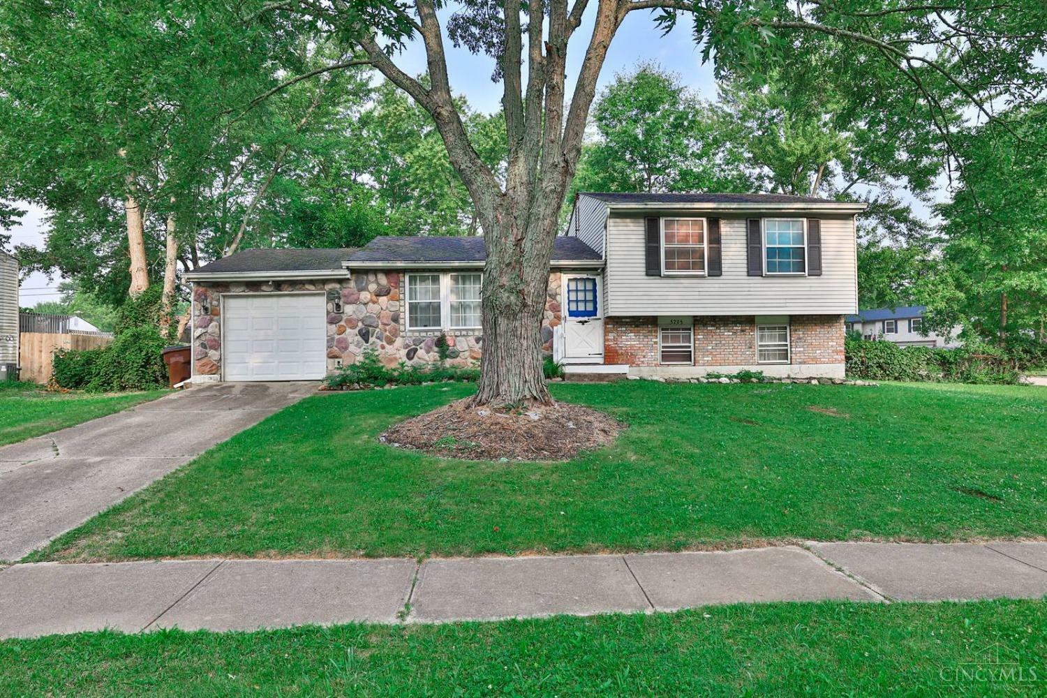 Property Photo:  5735 E Tall Oaks Drive  OH 45150 
