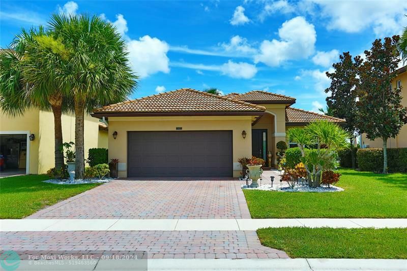 5022 Manchia Dr  Lake Worth FL 33463 photo