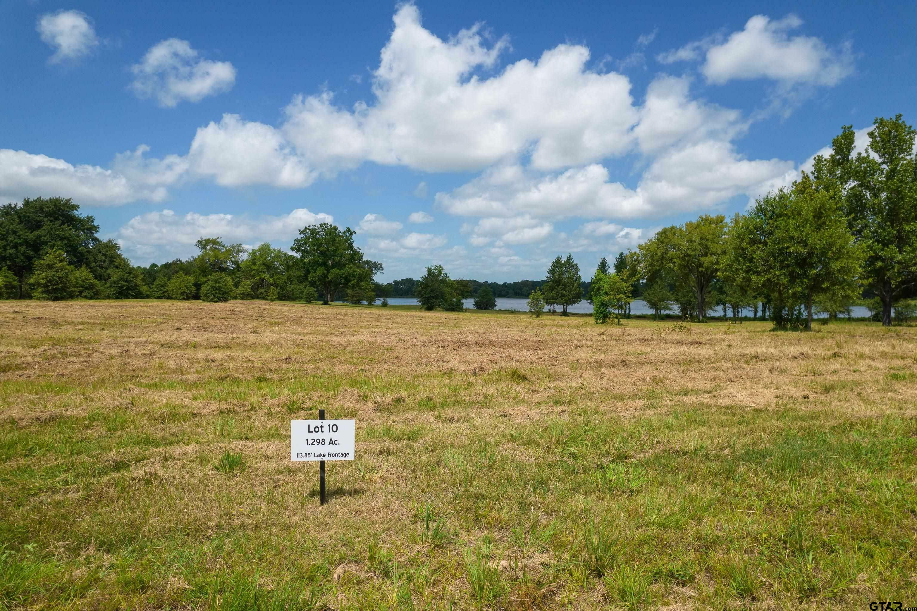 Property Photo:  Tbd Lot 10 Carolina Way  TX 75455 