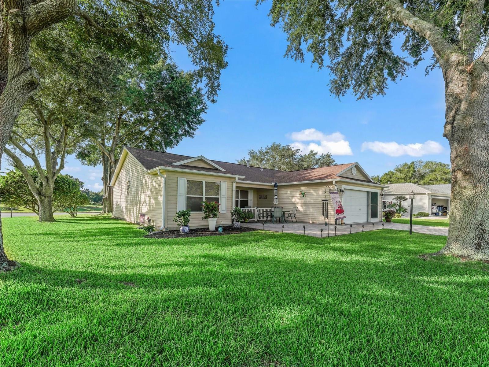 Property Photo:  3440 Idlewood Loop  FL 32162 