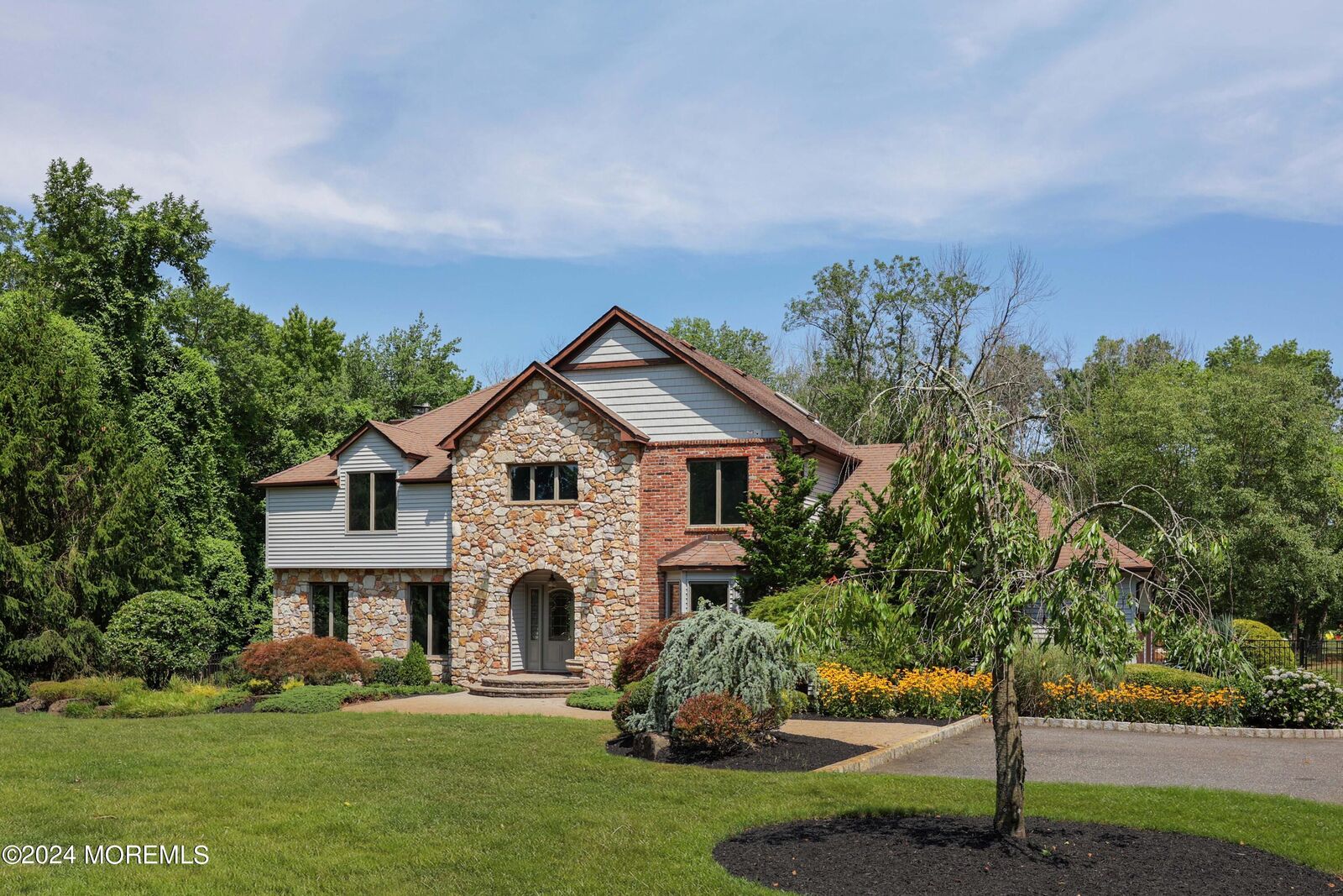 Property Photo:  501 Kings Highway E  NJ 07748 