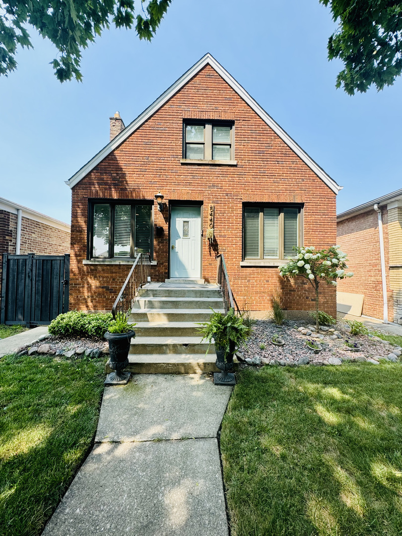 Property Photo:  5440 S New England Avenue  IL 60638 