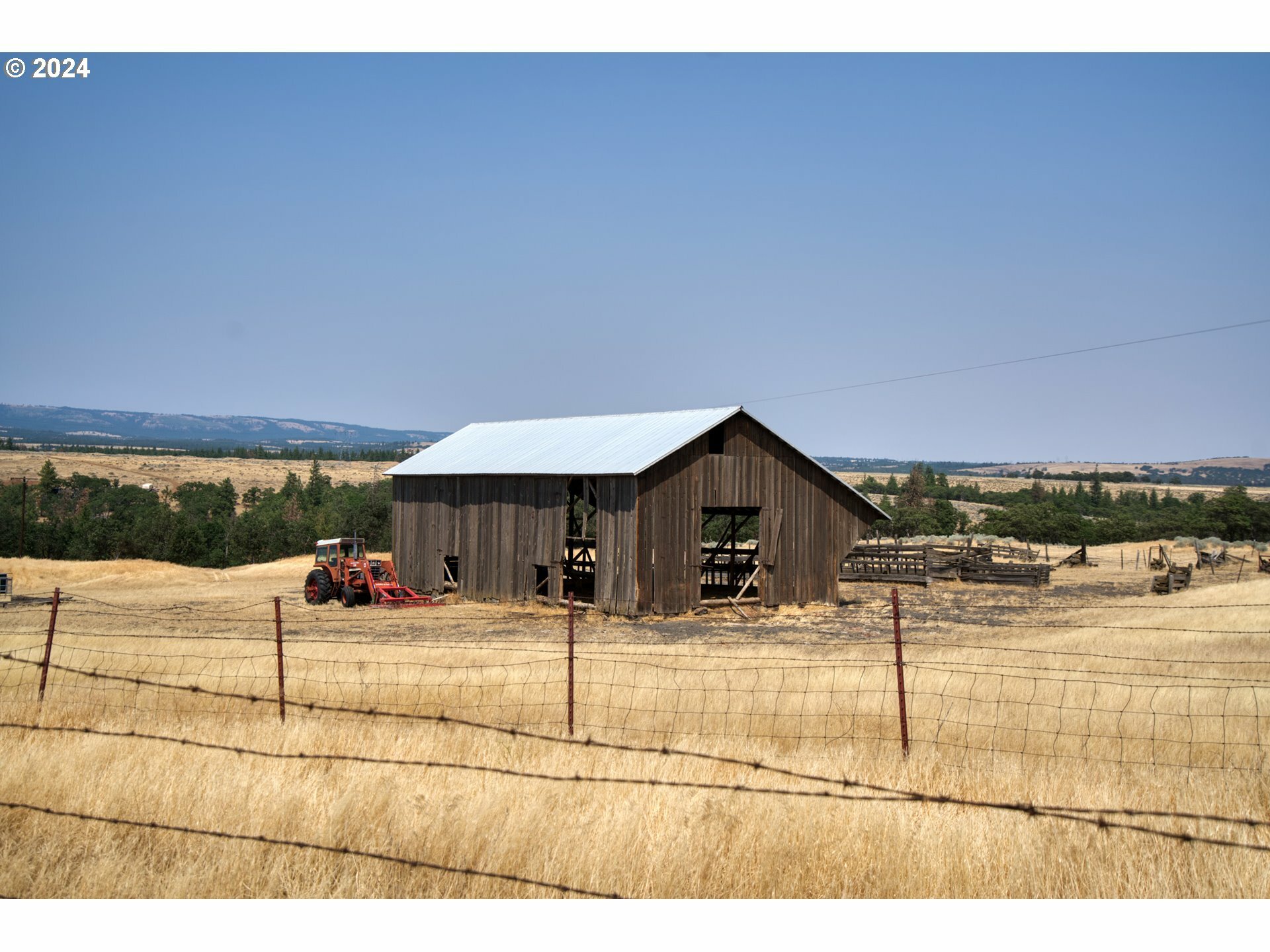 Property Photo:  290 Holter Rd  WA 98620 