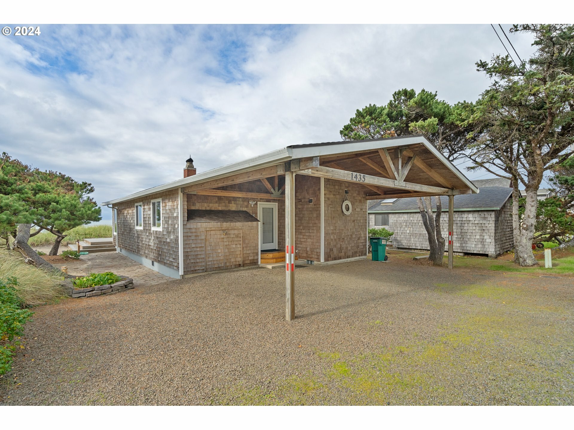 1435 N Pacific Ln  Rockaway Beach OR 97136 photo