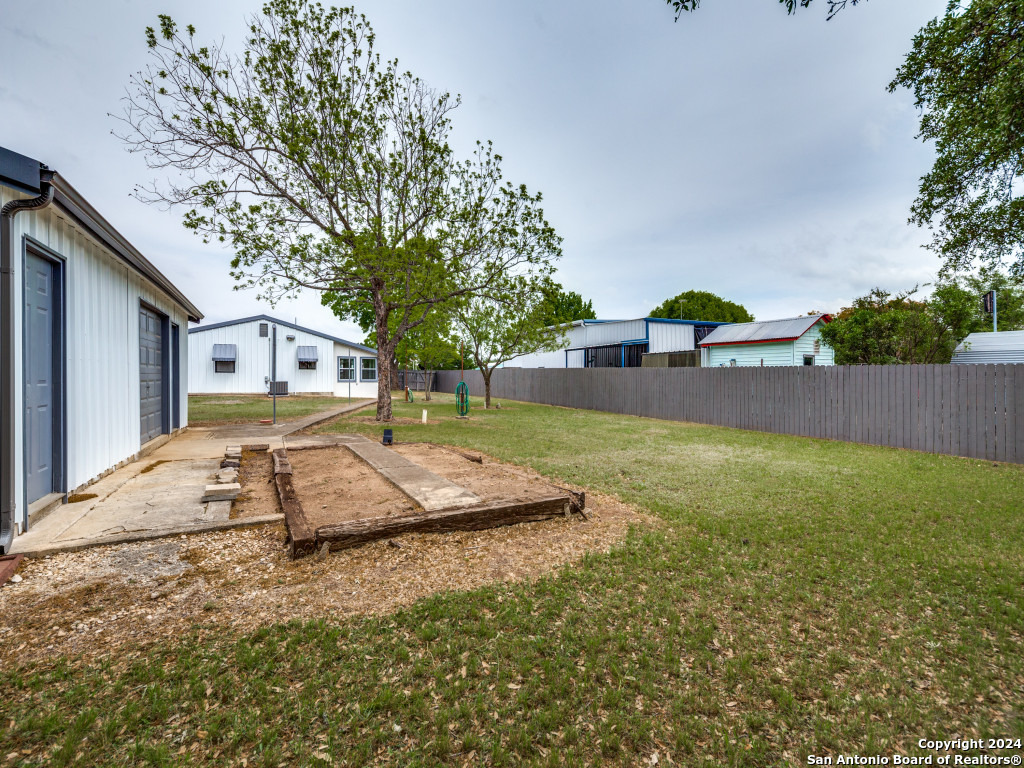 Property Photo: 265 Star Lane TX 78063