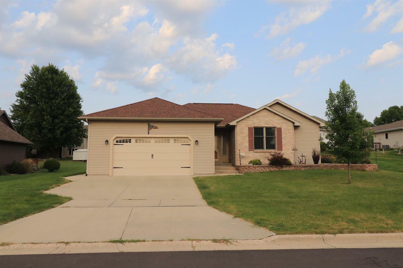 Property Photo:  112 Jonathon Drive  WI 53548 