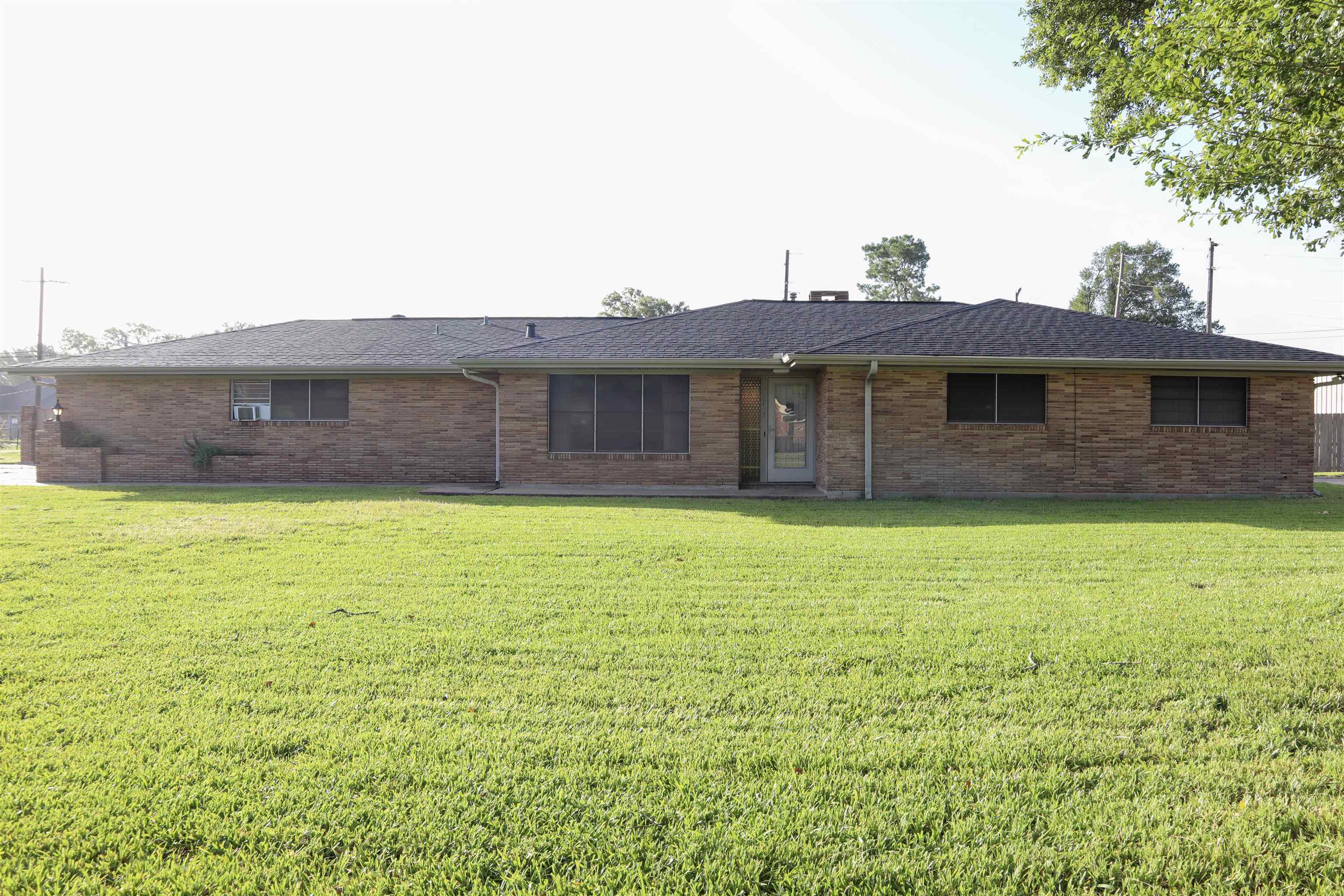 Property Photo:  2703 Tyler Avenue  TX 77627 