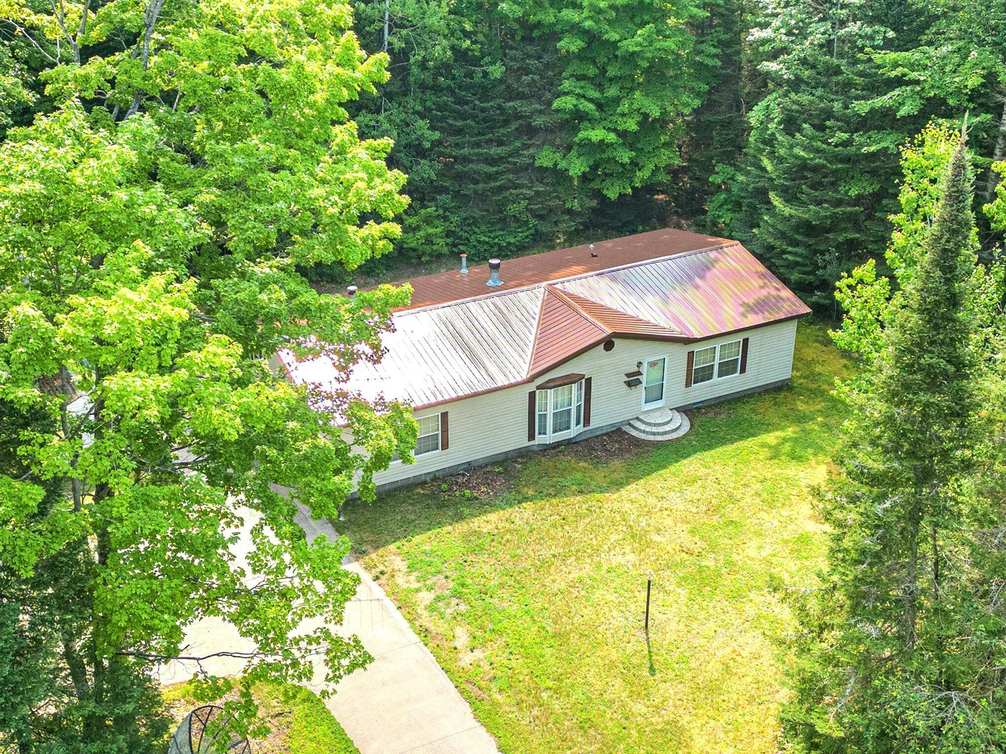 14200 Scenic Court  Cheboygan MI 49721 photo