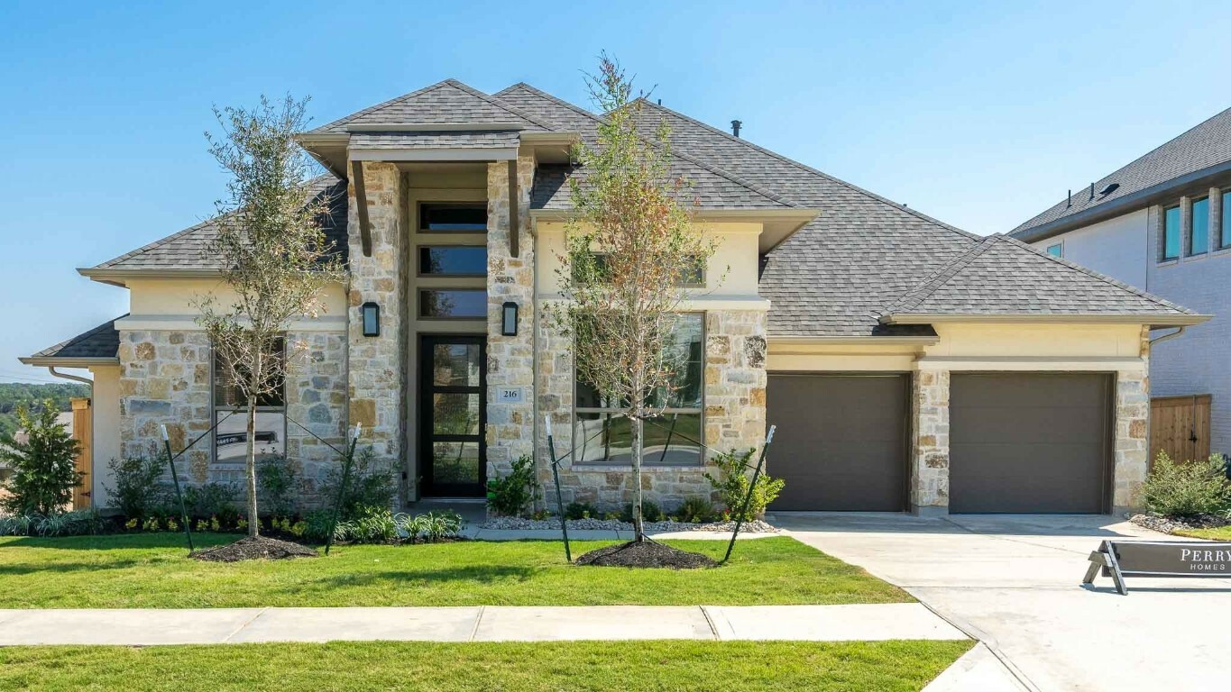 Property Photo: 216 Crownbeard Street TX 78633