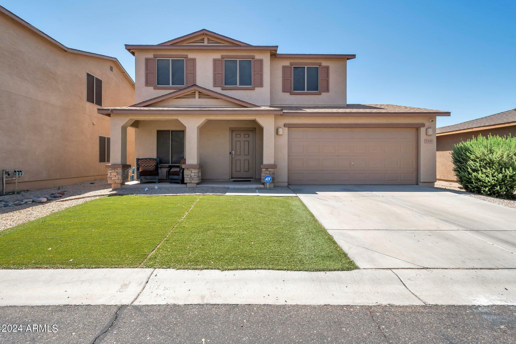 Property Photo:  2343 E Meadow Land Drive  AZ 85140 