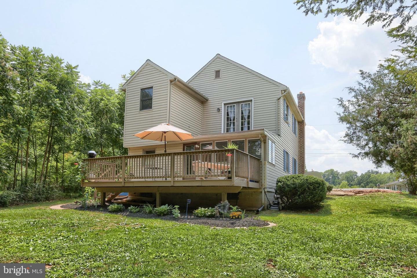 Property Photo:  675 N Creek Road  PA 17316 