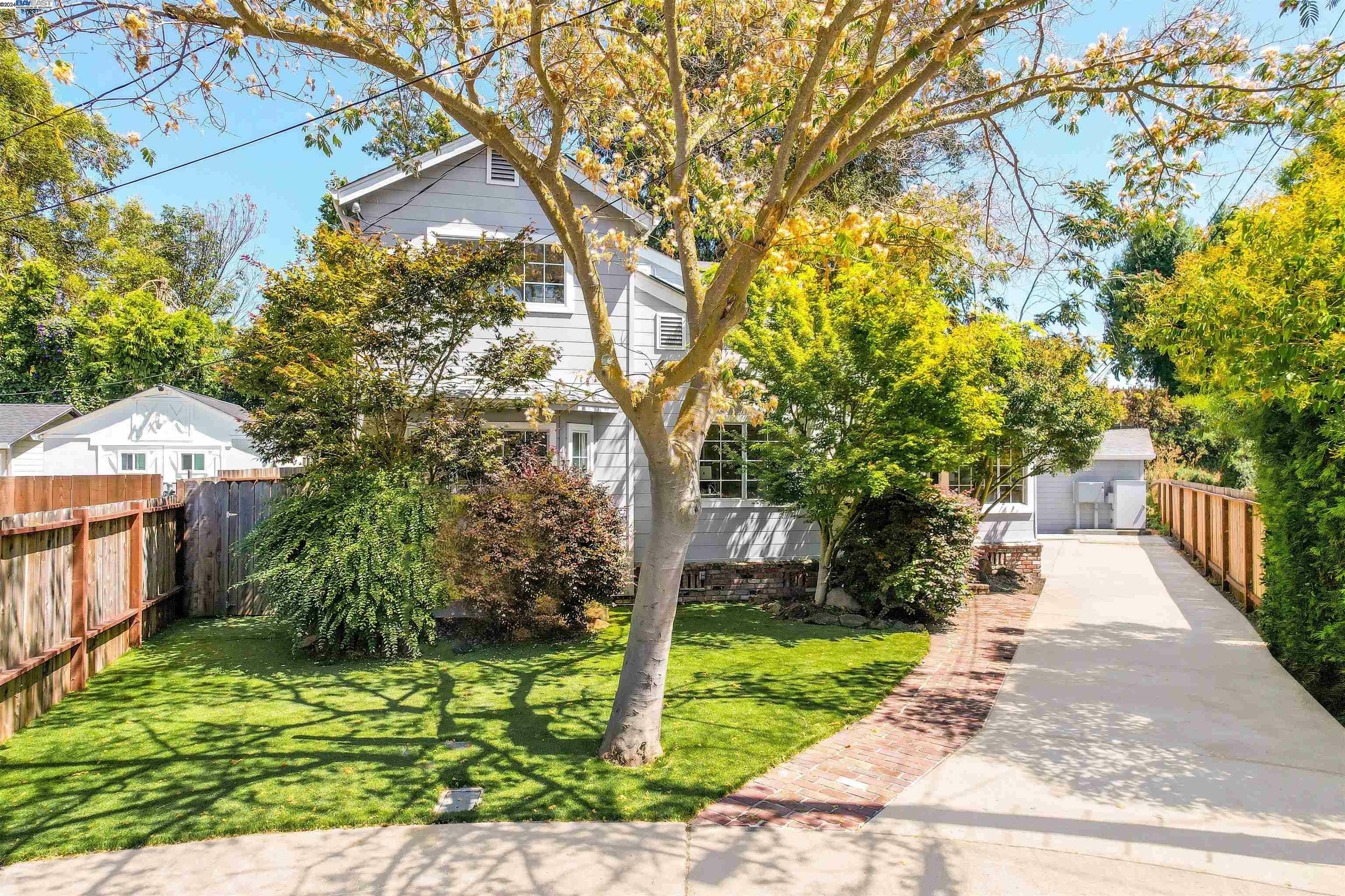 Property Photo:  22438 Moyers St  CA 94546 