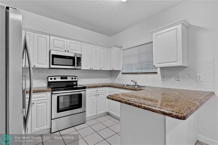2730 NE 4th St 105  Homestead FL 33033 photo