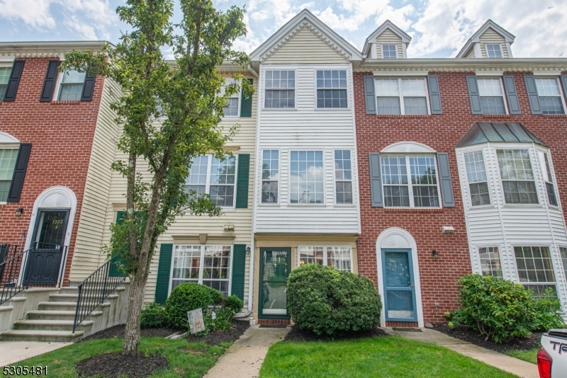 Property Photo:  1303 Persimmon Ct  NJ 07430 