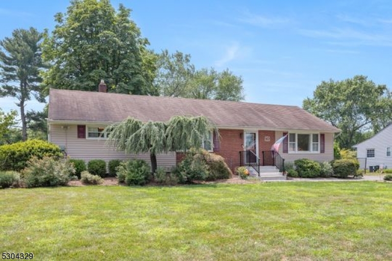 Property Photo:  10 Alan Dr  NJ 07054 