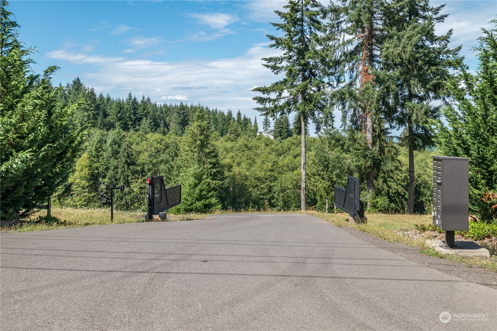 Property Photo:  200 Red Hawk Drive  WA 98611 