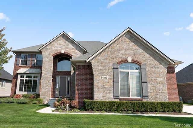 Property Photo: 54806 Black Hills Lane MI 48316